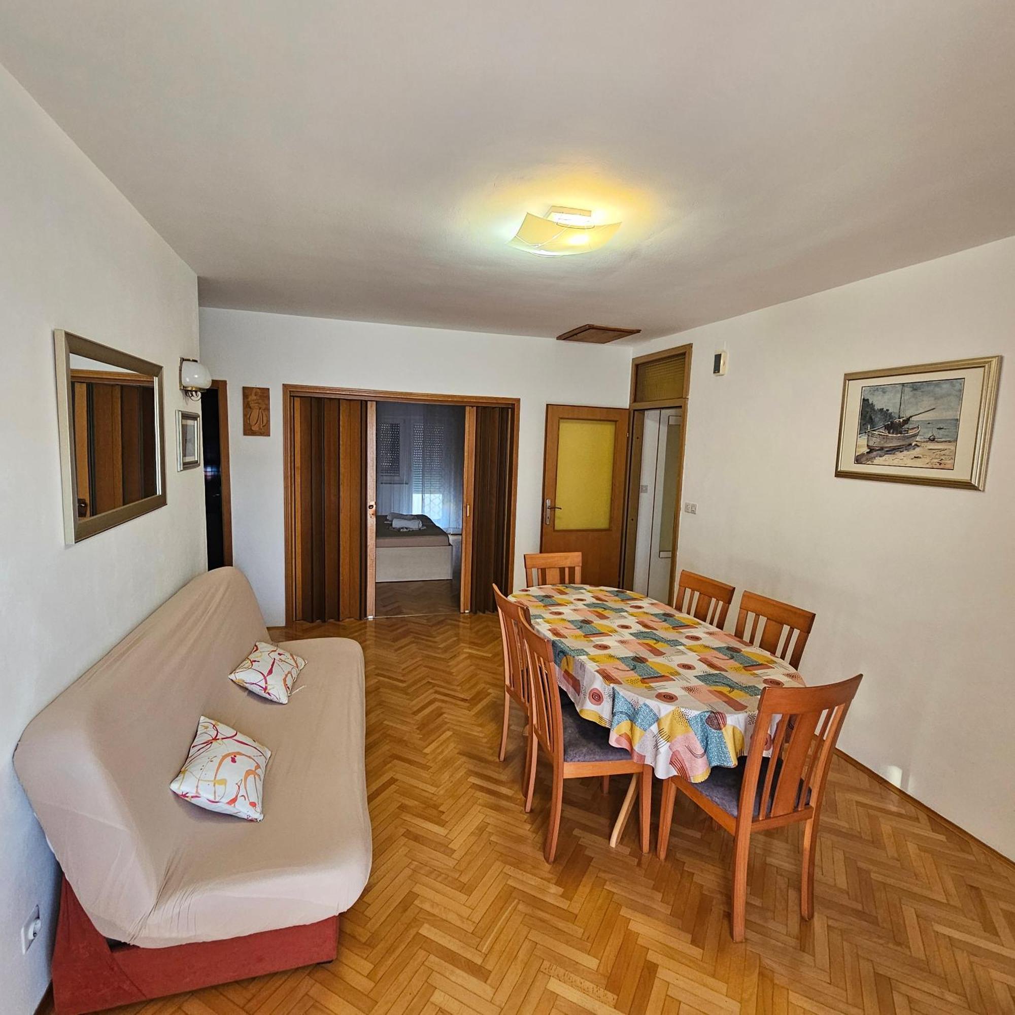 טרוגיר Apartment Nikica חדר תמונה