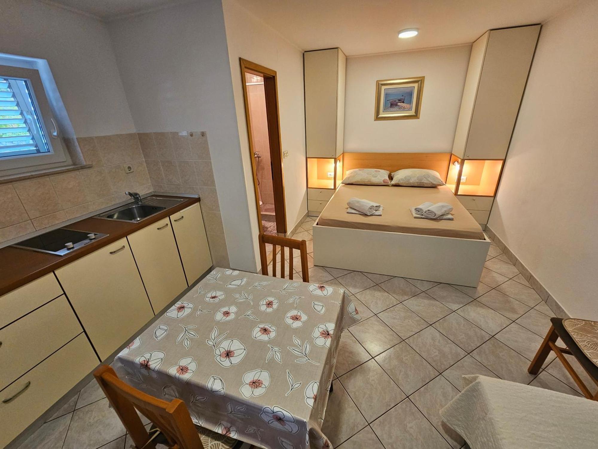 טרוגיר Apartment Nikica חדר תמונה