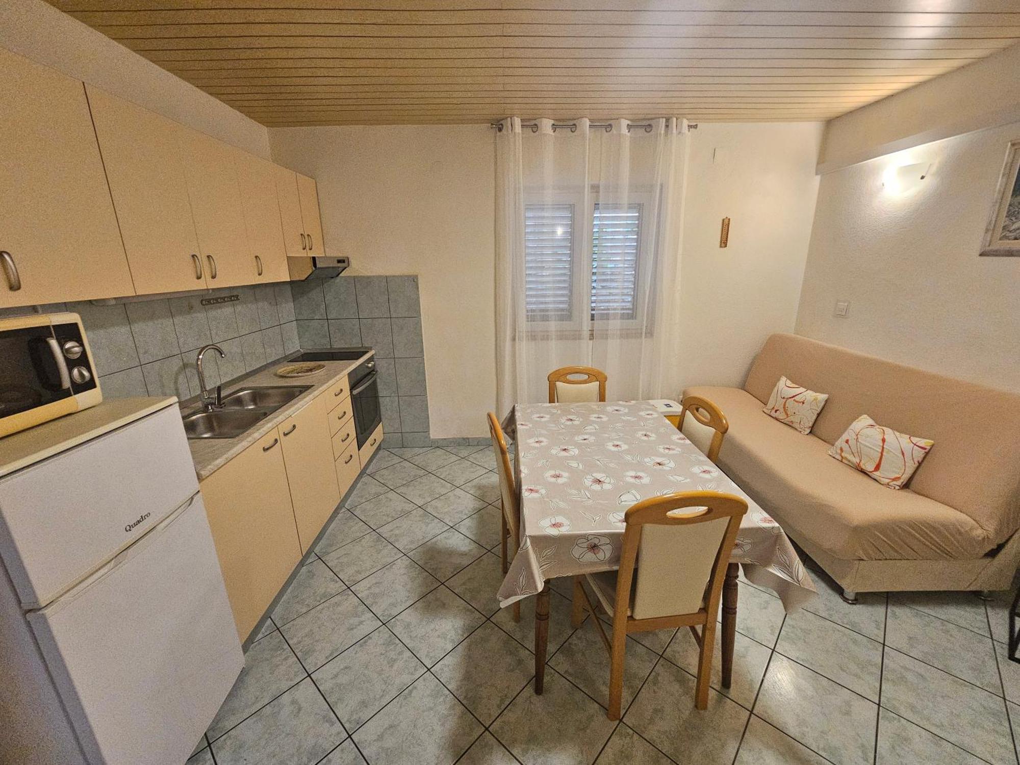 טרוגיר Apartment Nikica חדר תמונה